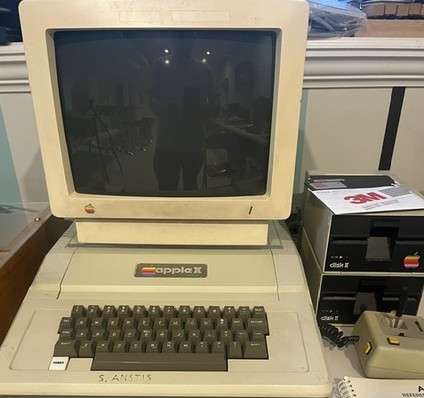 Apple II Plus with monitor and Disk II drive