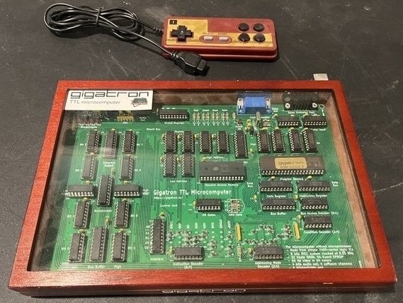 Gigatron TTL microcomputer in a wooden case with game controller