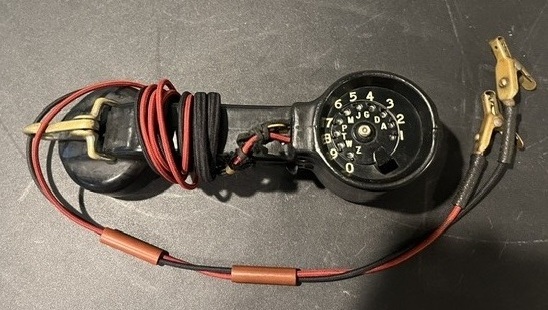 Pin-dial lineman's handset GOAT butt set with test leads